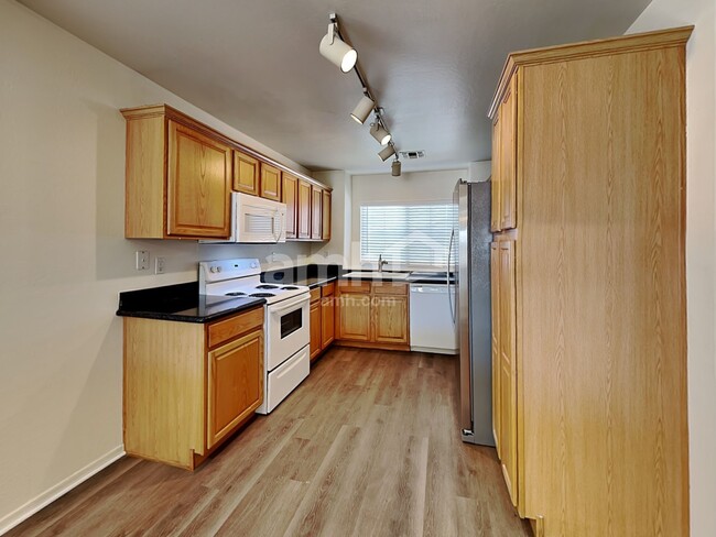 Foto del edificio - 11837 W Flanagan St
