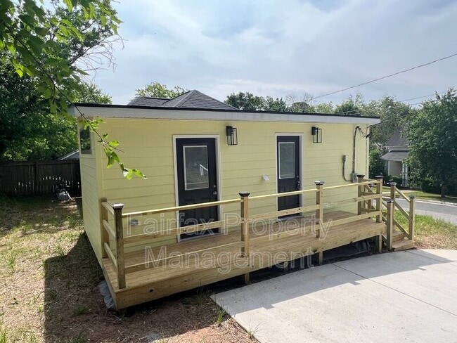 Photo - 1112 Kent St House