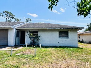 Building Photo - 1911 Park Manor Dr