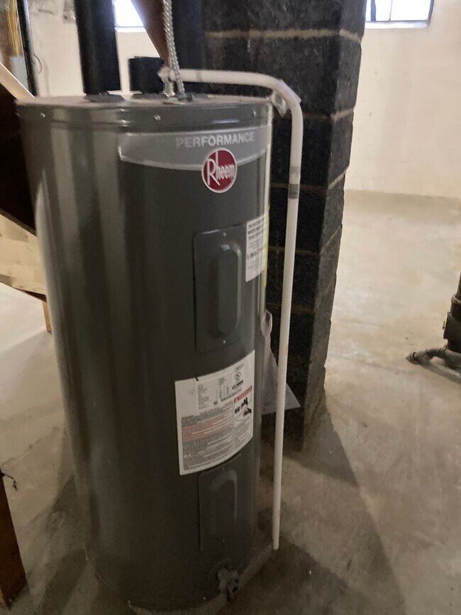 Foto del edificio - Nedrow remodeled 2 Bed ranch