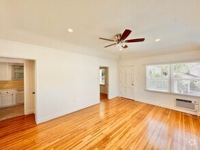 Building Photo - 3492 Rowena Ave