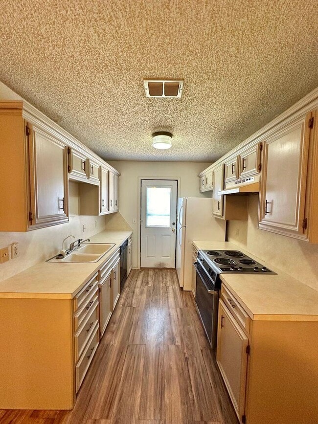 Foto del edificio - 6614 Hope Ave