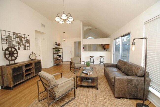 Foto del edificio - 6443 Marinwood Dr