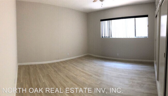 Foto del edificio - 4234 Degnan Blvd