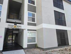 Building Photo - 7511 Seurat St