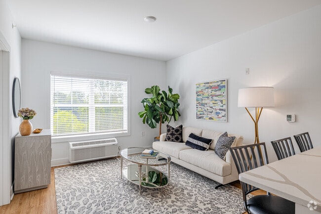 2BR, 1BA - 676SF - Dining/Living Room - Meridia Upper Main