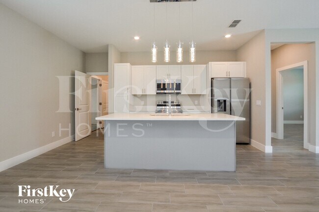 Foto del edificio - 1521 Eloise Ct