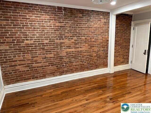 Building Photo - 139 N 7th St