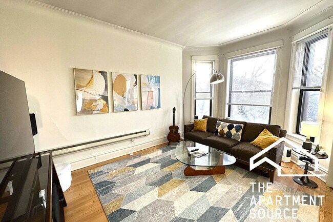 Foto del edificio - 2909 N Mildred Ave