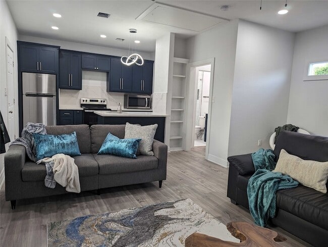 Building Photo - 4711 Rusk St