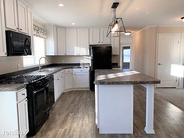 Building Photo - 3 br, 2 bath Mobile Home - 1201 Westover Blvd