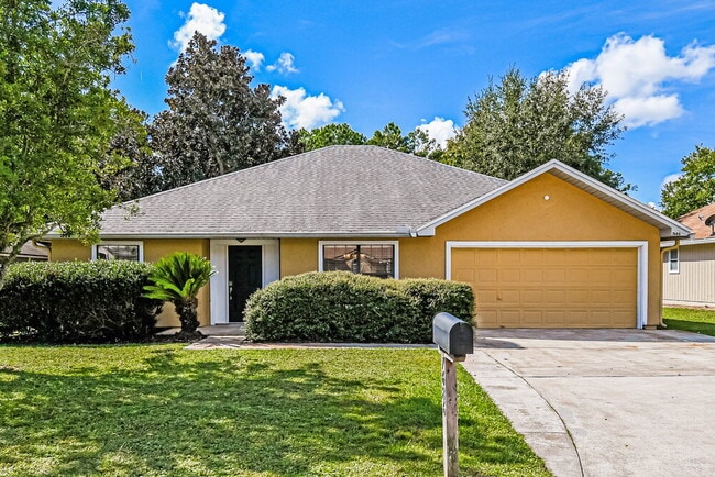 Building Photo - 7686 Arancio Dr