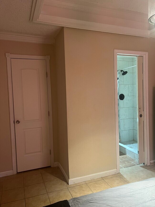 Building Photo - 4917 Onion Rd