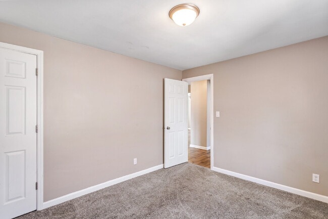 Building Photo - 5056 N 25th St