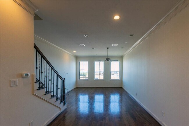 Foto del edificio - 9638 Knight Rd