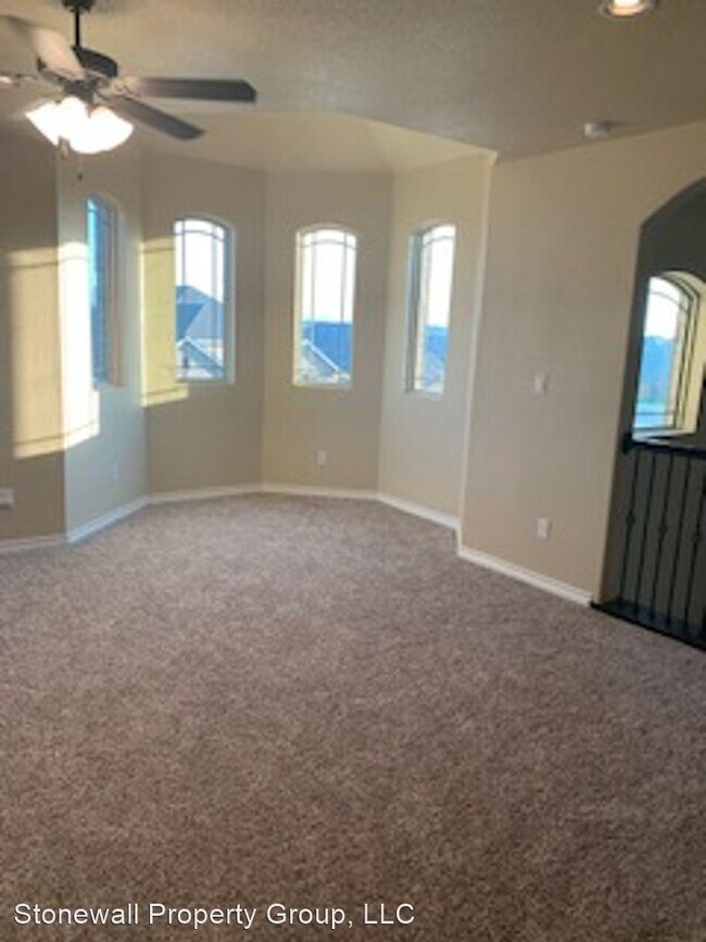Foto del edificio - 4 br, 4 bath House - 14512 Gold Rush Pass