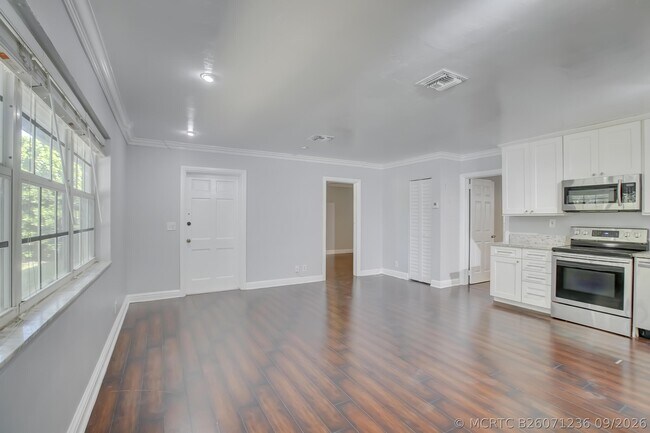 Foto del edificio - 600 SW 15th St
