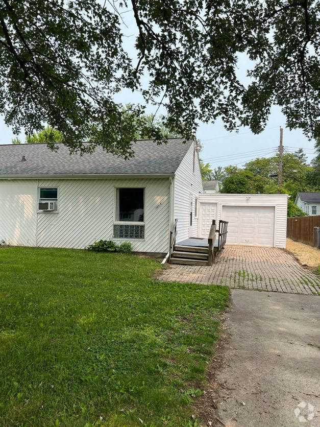 Building Photo - 1643 Haslett Rd