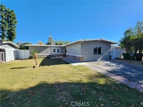 Building Photo - 7756 Zelzah Ave