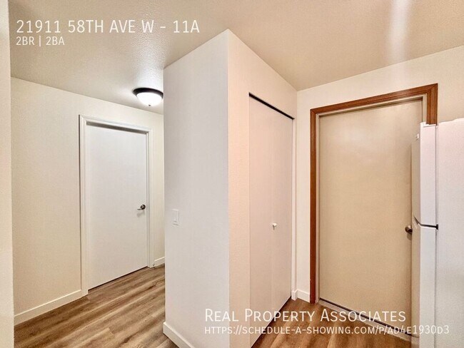 Foto del edificio - 21911 58th Ave W