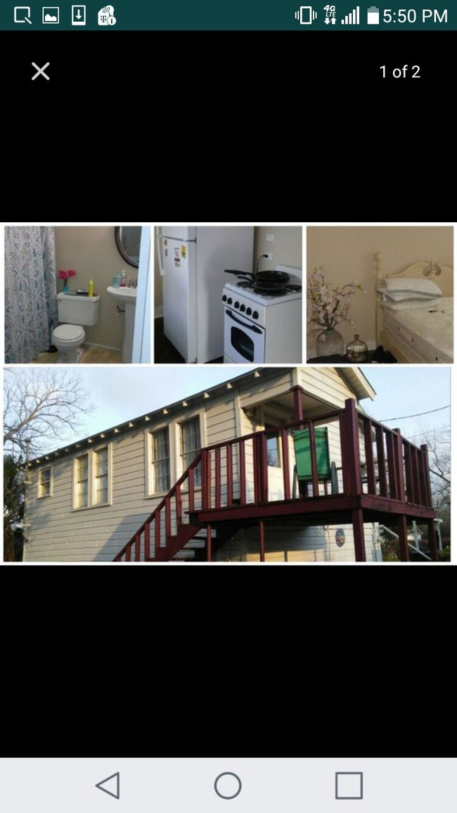 Country living in the middle of the city - 7439 Brace St
