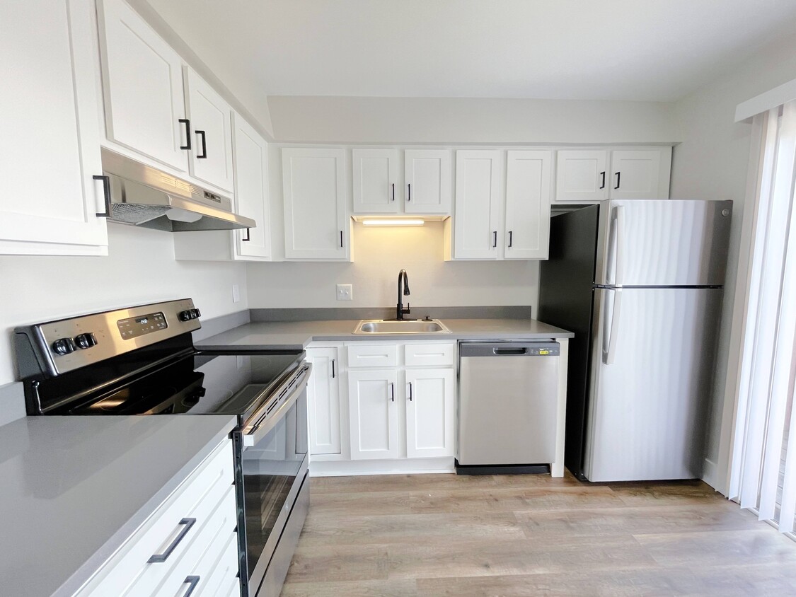 Foto principal - 87th Street Apartments