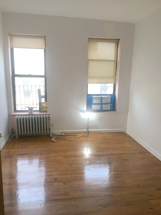 Primary Photo - 101 Rivington St