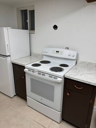 Foto del edificio - 12405 80th Ave S