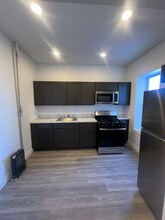 Building Photo - 559 Broadway