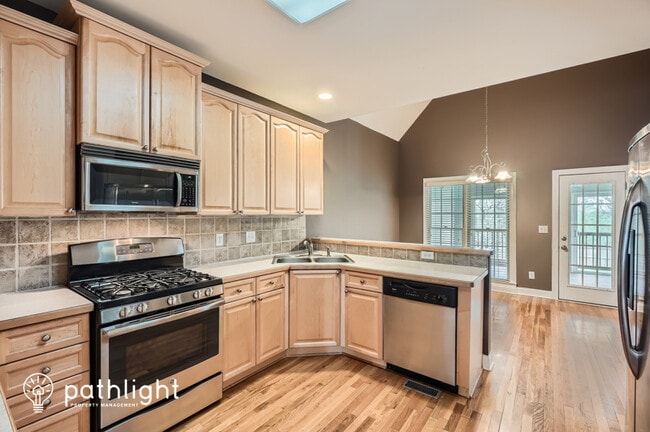 Building Photo - 1231 Brentwood Ct, Douglasville, GA, 30135