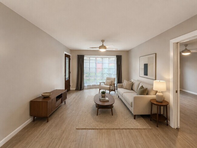 Foto del edificio - 2575 Marilee Ln