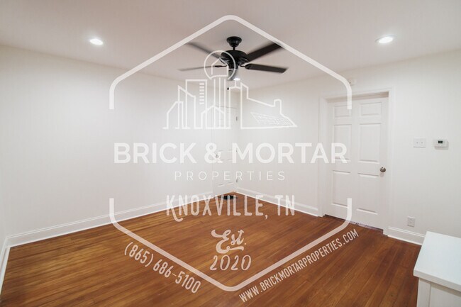 Building Photo - 614 Farragut Ave