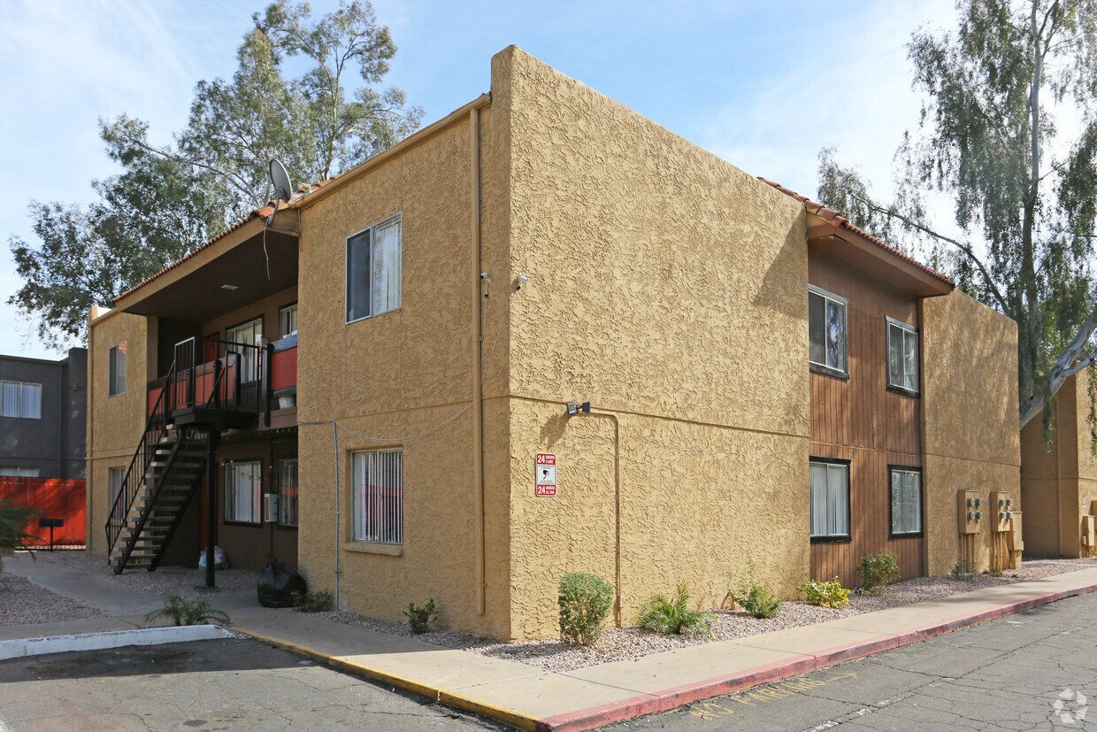 Foto del edificio - Los Jardines Apartments
