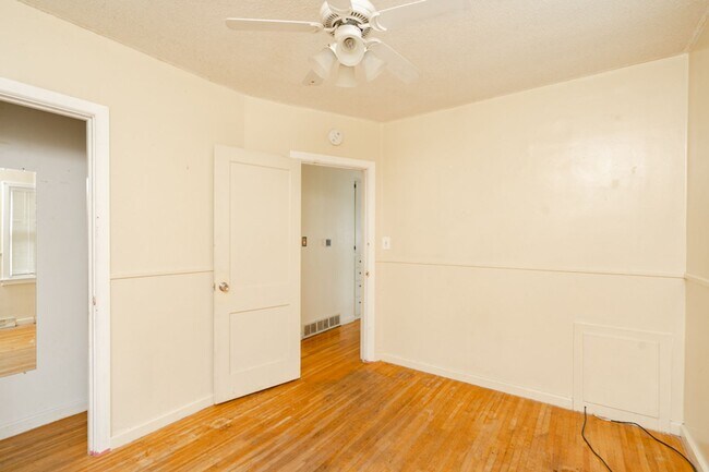 Foto del edificio - 1927 Olive St