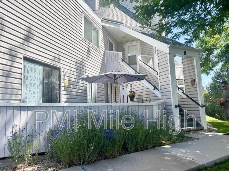 Foto principal - 8701 Huron St