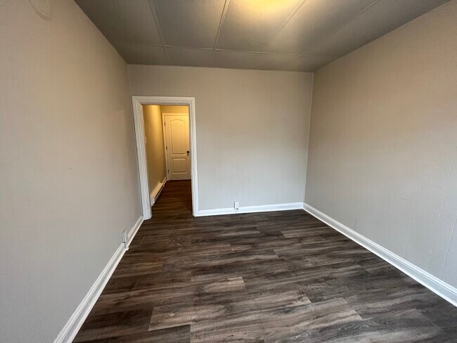 Living room - 116 N Conococheague St