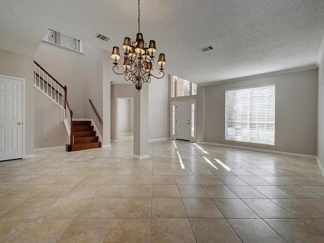 Building Photo - 15410 Cambria Cove