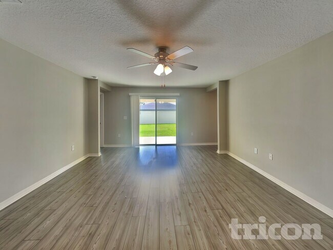 Foto del edificio - 6150 Dolostone Dr