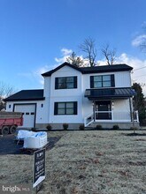 Building Photo - 1140 Parkside Ave.