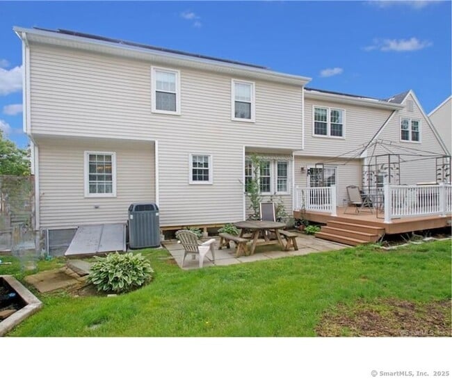 Building Photo - 145 Settlers Ridge Rd