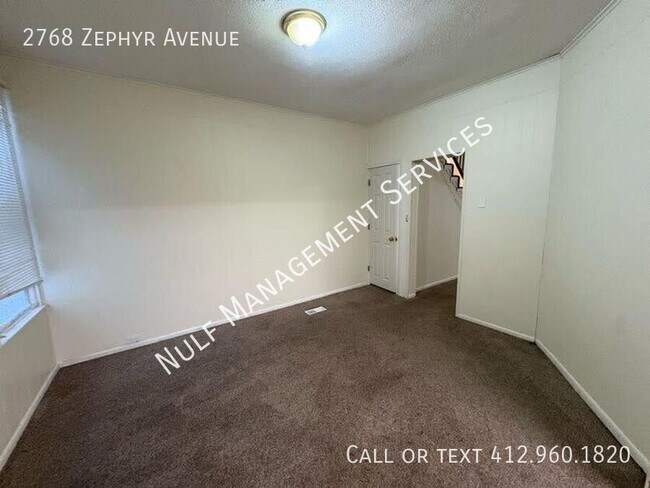 Foto del edificio - 2768 Zephyr Ave