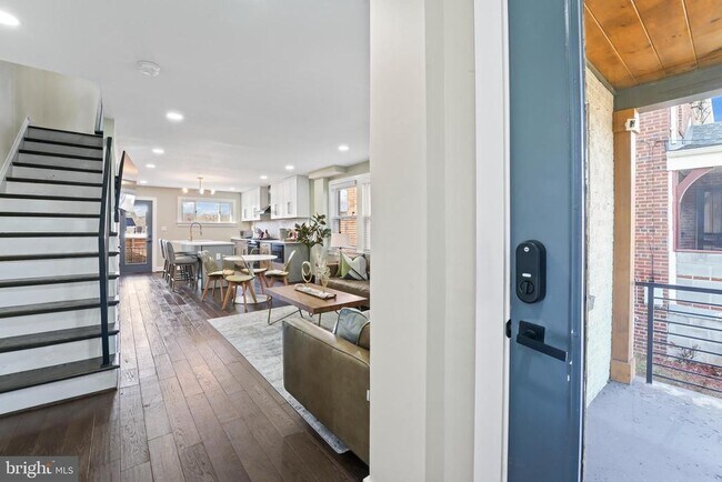Foto del edificio - 4226 14th St NE