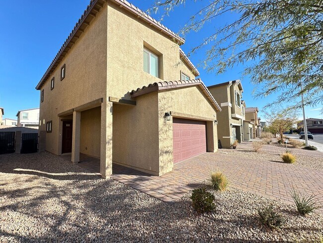 Foto del edificio - 7860 Pink Opal Ave