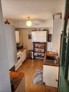 Foto del edificio - 1020 E 46th St