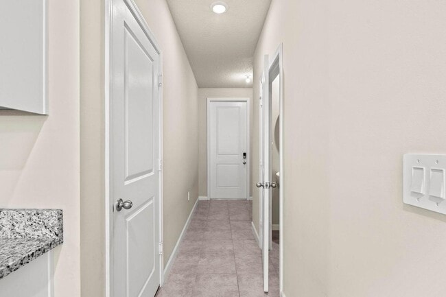 Foto del edificio - 359 Angler Dr