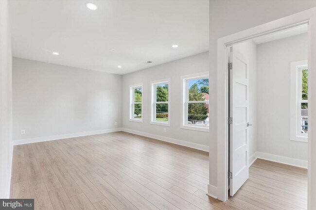 Foto del edificio - 2808 Boswell Ave