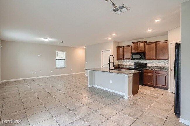 Foto del edificio - 4 br, 2 bath House - 4401 Globe Thistle Dr...