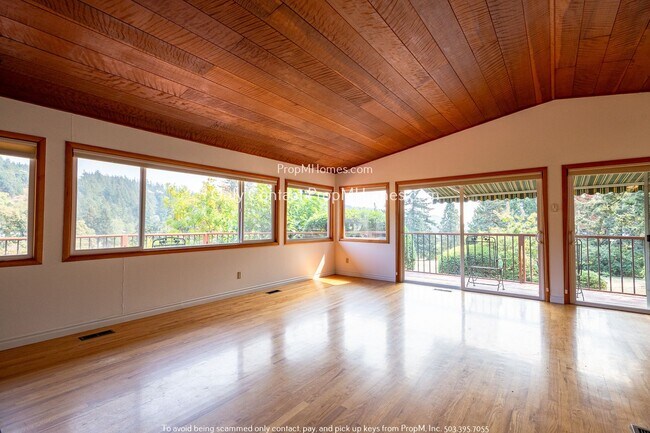 Foto del edificio - Charming Far West Haven with Modern Amenit...