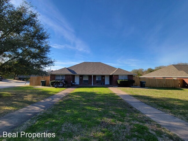 Building Photo - 3 br, 2 bath House - 2824 Hard Rock Cir