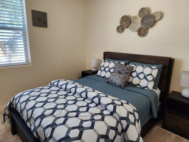 Building Photo - Beautiful home in Presidio